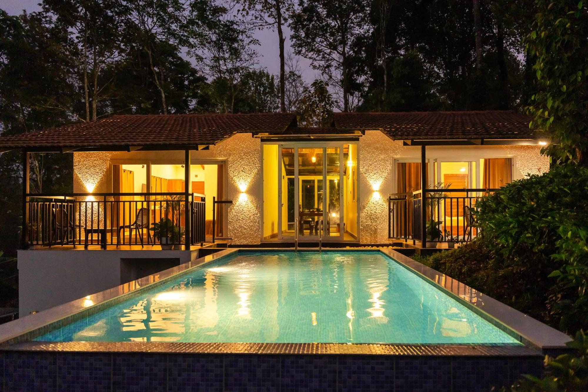 Tealawn Pool Villa, Munnar Zewnętrze zdjęcie