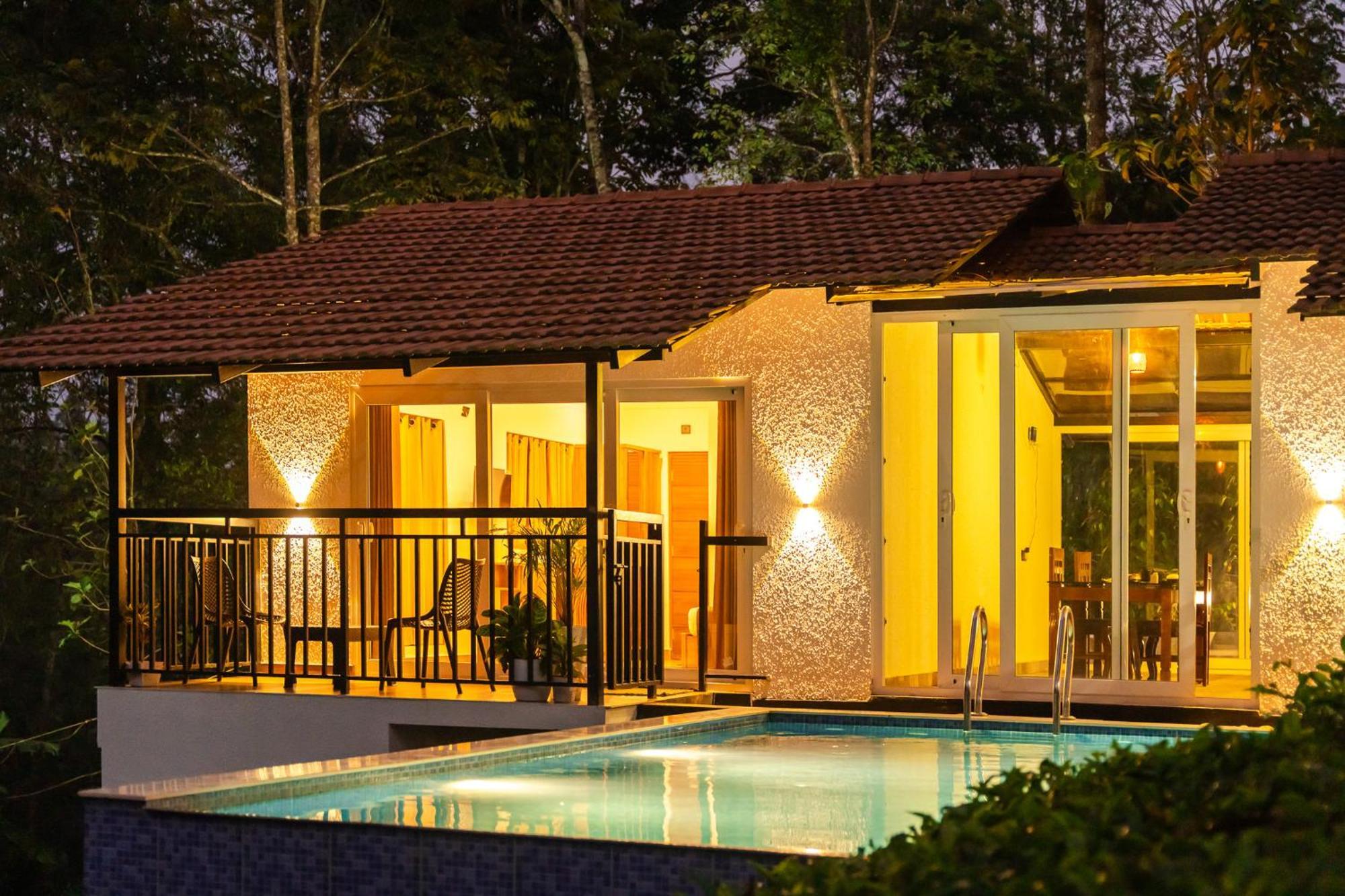 Tealawn Pool Villa, Munnar Zewnętrze zdjęcie